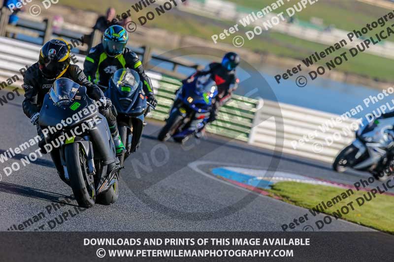 PJM Wedding Photography;enduro digital images;event digital images;eventdigitalimages;mallory park;mallory park photographs;mallory park trackday;mallory park trackday photographs;no limits trackdays;peter wileman photography;racing digital images;trackday digital images;trackday photos